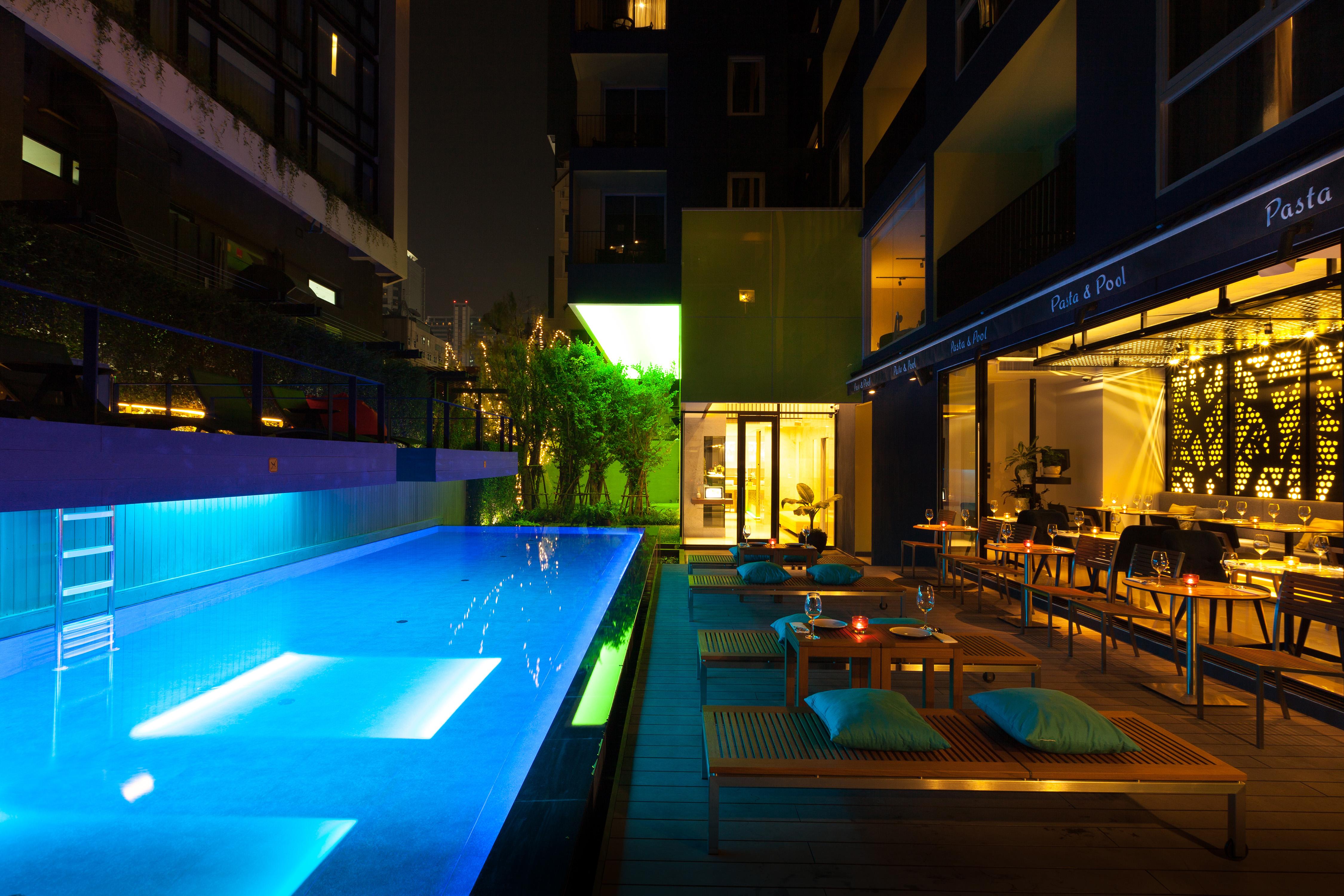Lit Bangkok Hotel - Sha Extra Plus Exteriör bild